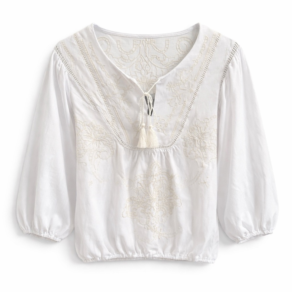 Forgotten Grace Embroidered Boho Peasant Blouse Medium White Tassel Top NWT